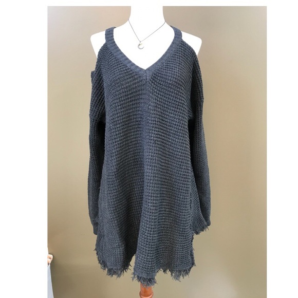 Last 1! 🌟Charcoal Waffle Knit Cold Shoulder Top - Picture 3 of 4